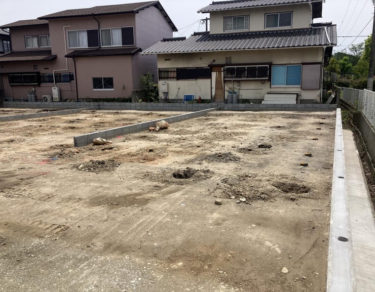 【外観】
建築中、9月中旬完成予定