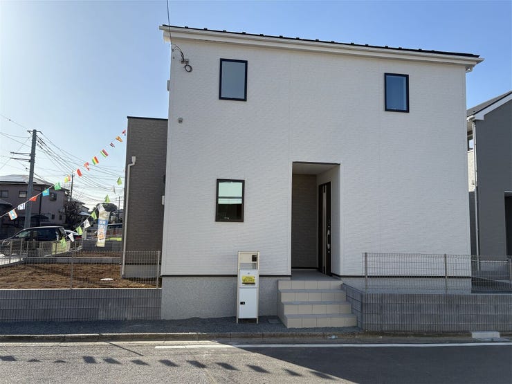 モニター付きインターホン・ポスト・宅配ボックス付きの門柱♪