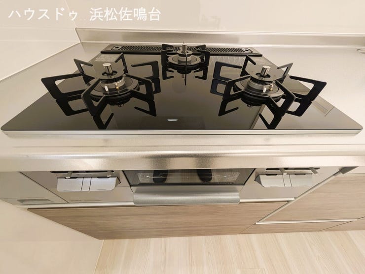 ビルドインガスコンロ3口、グリル