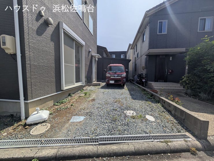 南側駐車場