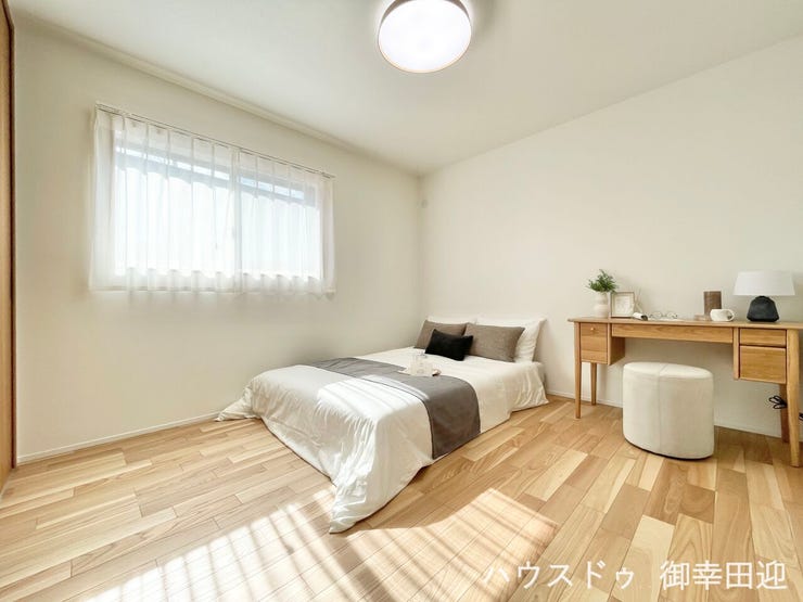 ■6.4帖洋室■心からリラックスできる静けさ、上質な眠りで、毎日をリセットします。明日への活力を養う空間です。
