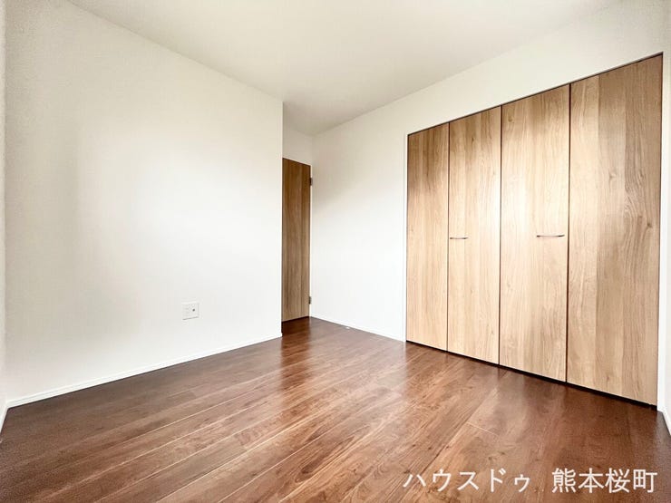 ■4.7帖洋室■寝室、書斎、趣味の部屋。家族の成長やライフスタイルに合わせ、様々な使い方ができる快適な空間です。