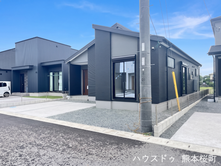 ■遊びと安らぎの多目的空間■子どもが安全に遊べ、ペットと触れ合い、大人も自然に癒やされる、暮らしを彩るスペースです。