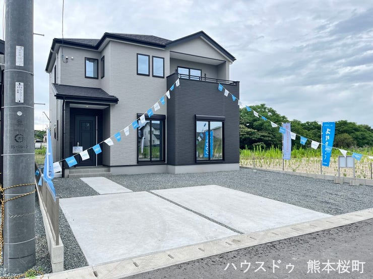 ■車と趣味の幅が広がる場所■単なる駐車スペースではない、洗車やタイヤ交換、DIYにも使える多目的な屋外スペースです。