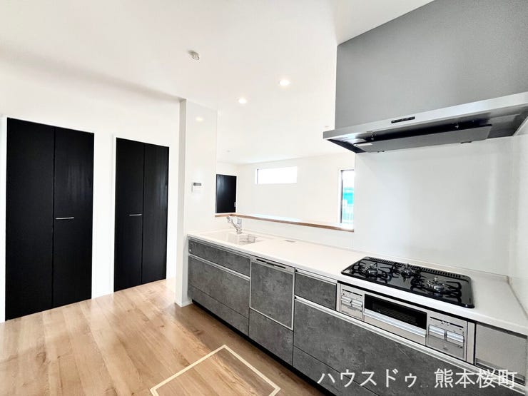 ■家族の「美味しい」が集まる舞台■高い機能性と美しいデザインを両立。料理する人も、待つ人も、笑顔になれる場所です。
