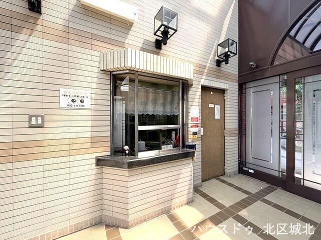 管理人室を備えた安心のマンション。
共用部の管理が行き届いた住まいです。
