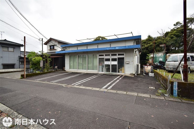 【外観】令和8年4月4日 撮影
大通り沿いで看板効果あり!