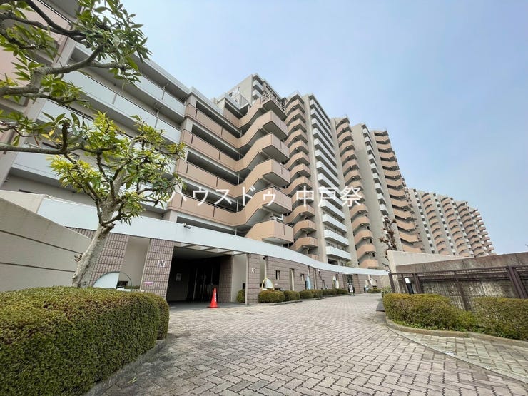 【外観】
当日案内出来ます(^^♪
現地集合待ち合わせ対応いたします☆彡