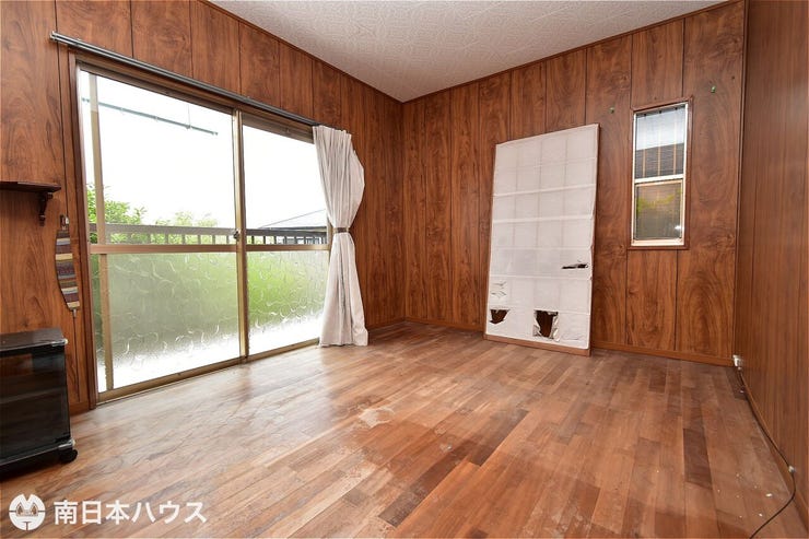 下田町 中古戸建 【洋室】2階6帖の洋室です！