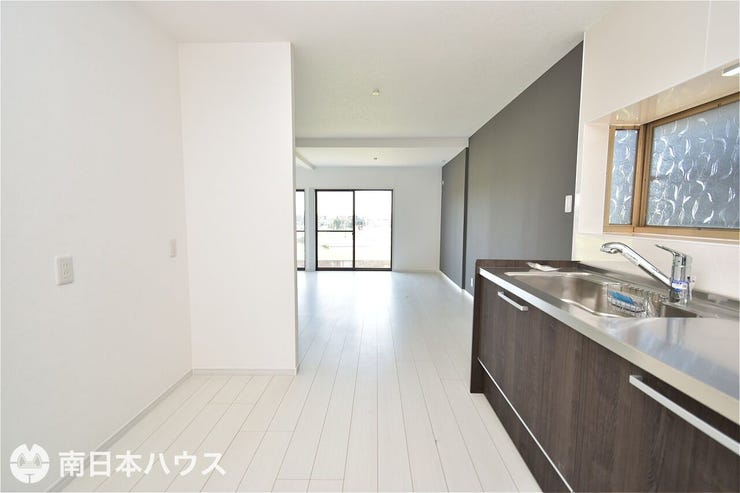 下田町 中古戸建 【キッチン】