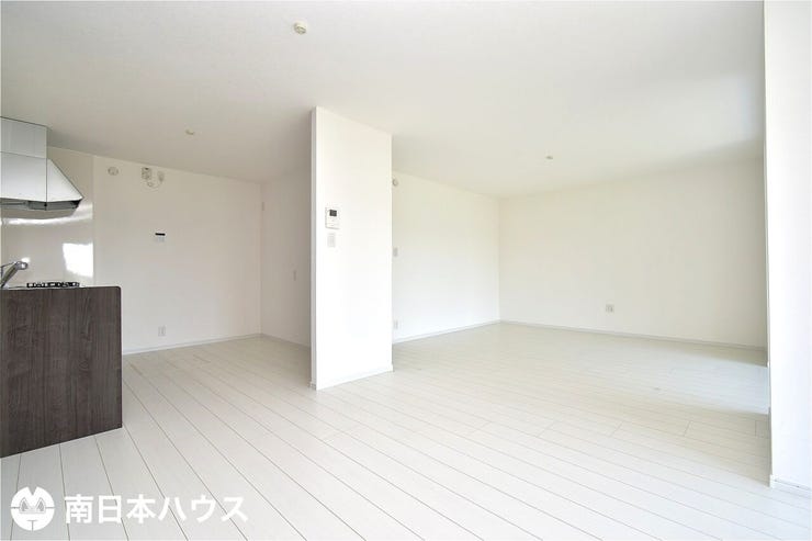 下田町 中古戸建 【リビング】