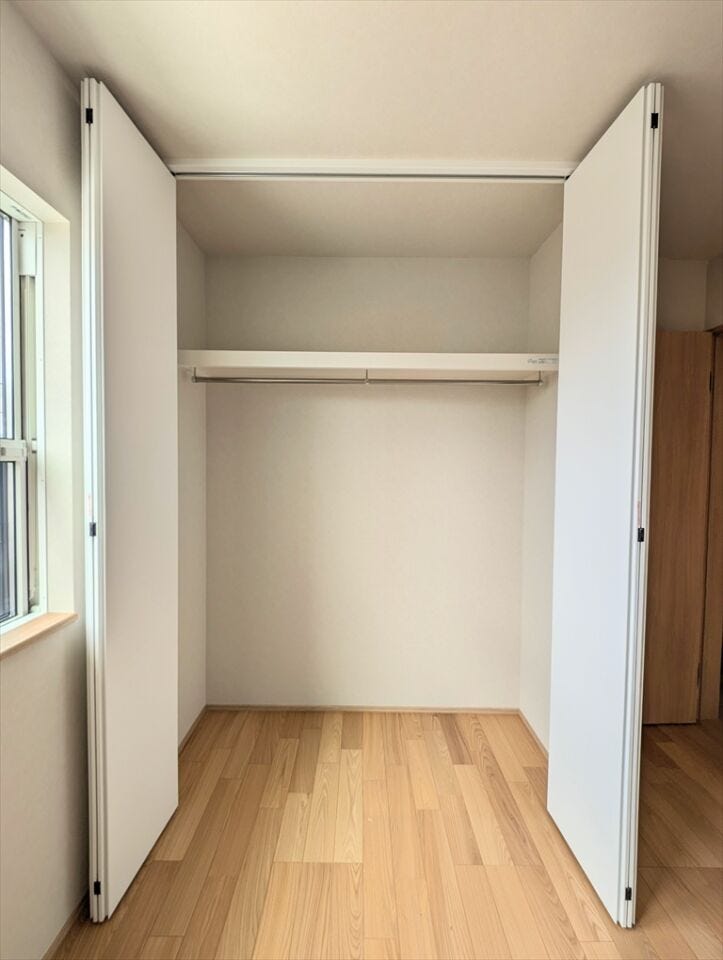 全居室収納あり!
荷物が多くても困りません。