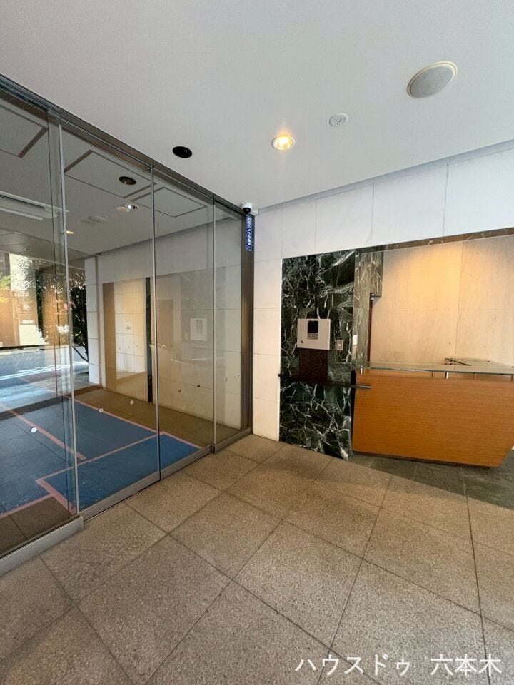 居住者をやさしく迎える上品な空間