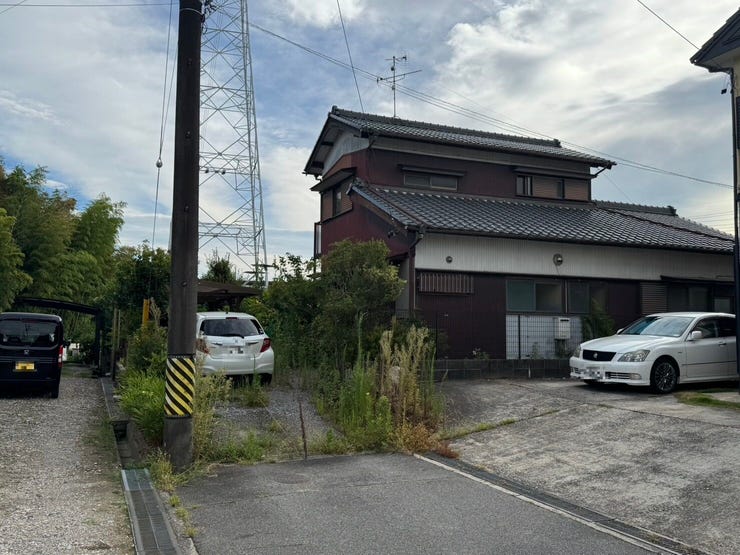 【外観】
現地の見学可能です。建築条件なしのためお好きなハウスメーカーさんで建築可能です。