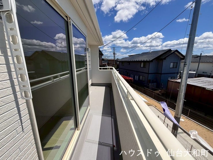 日差しが心地よいバルコニー
