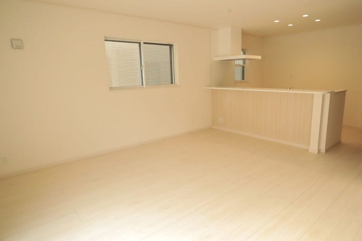 リビング 同仕様
明るく開放的な広々リビング♪
一家団欒の時間が増えそうです♪