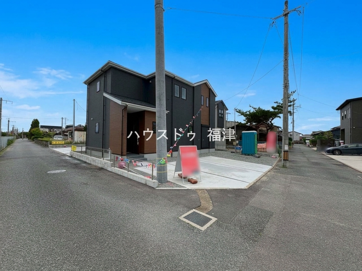 全3棟販売中♪
各棟でそれぞれ間取りや動線に特徴があり、
ご家族構成や将来設計に合わせてお選びいただけます。
《古賀市天神3丁目 新築戸建》