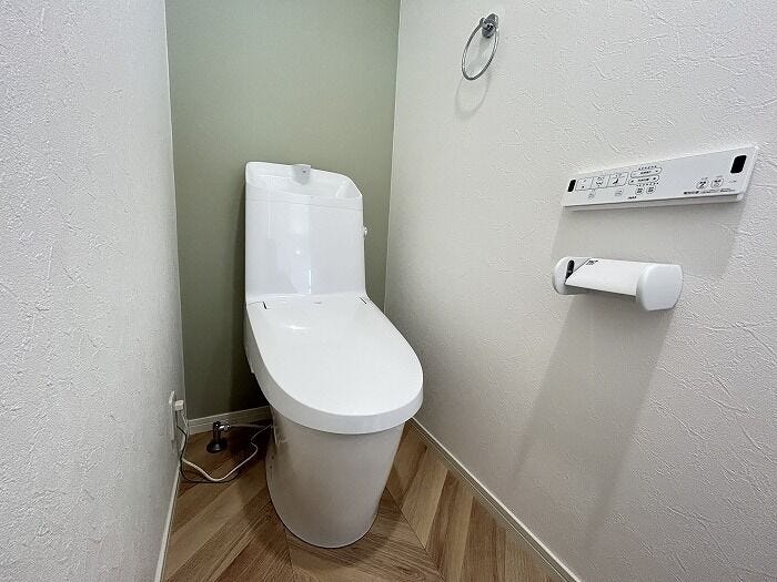 1、2階トイレ新品交換!