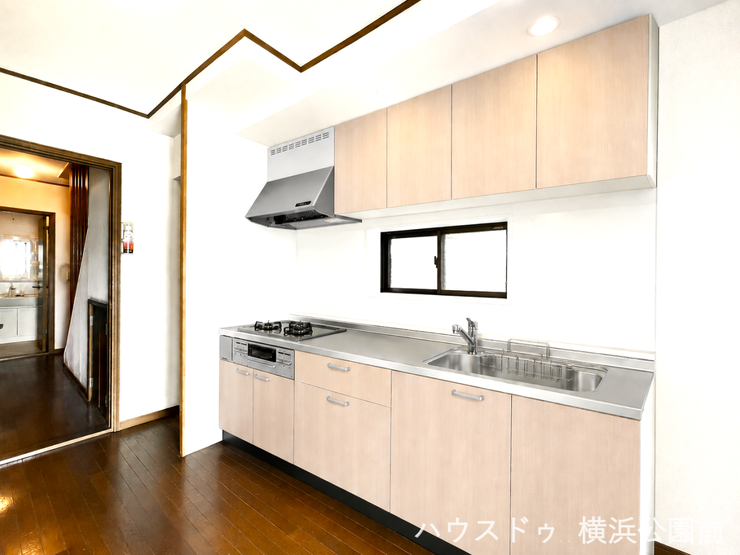 【リフォーム後想像図】システムキッチンを新規設置した場合のキッチンです。物件情報備考欄などにお見積り例を記載しております。