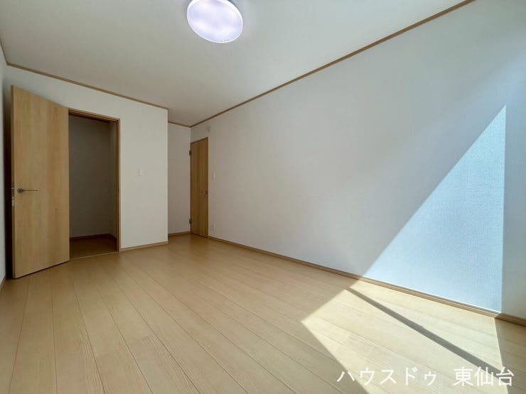 2階洋室です♪ウォークインクロゼット付きです♪