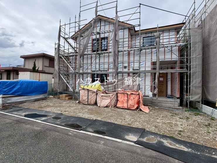 全3棟販売中♪
各棟でそれぞれ間取りや動線に特徴があり、
ご家族構成や将来設計に合わせてお選びいただけます。
《古賀市天神3丁目 新築戸建》