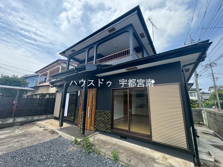 【外観】
フルリフォーム住宅です♪