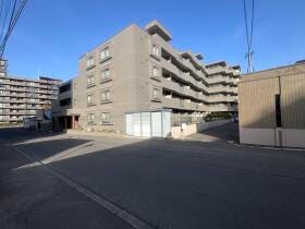 札幌市中央区宮の森三条７丁目