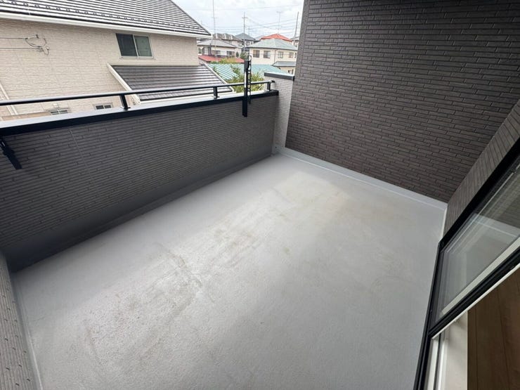 広々としたインナーバルコニー
