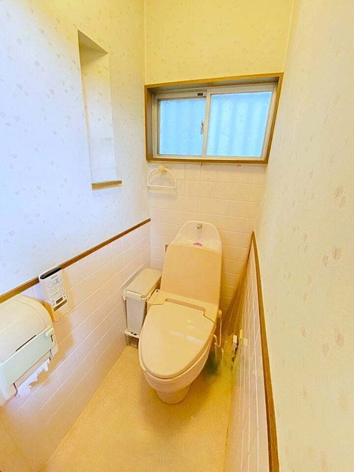 清潔感があり落ち着いて過ごせるお手洗いです♪