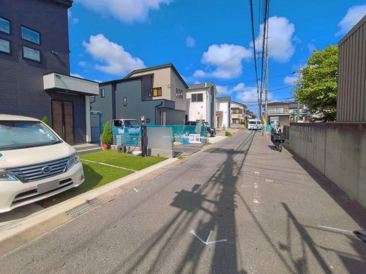 ◎前面道路:8号棟(8/4撮影)