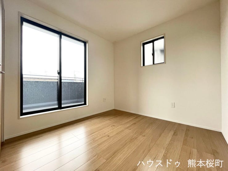 ■2階5.0帖洋室■寝室、書斎、趣味の部屋。家族の成長やライフスタイルに合わせ、様々な使い方ができる快適な空間です。