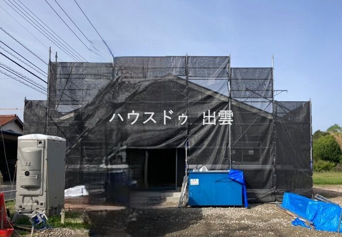 【外観】
現在建築中です。随時写真の更新をしていきます。お楽しみに!どんな家が建つのか楽しみですね。わくわくしますね。