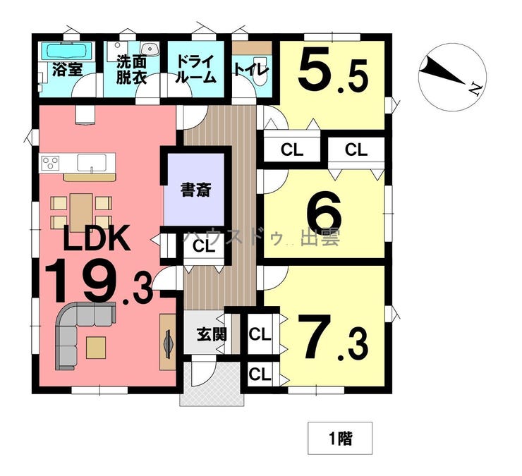 【間取り】
平家のお家は3SLDKの間取です。書斎がありテレワークをされる方にもおすすめな間取です。洋室が3部屋ありますので個人部屋を持つことも出来そうですね。