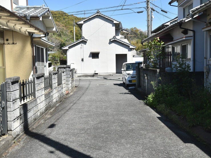 南側位置指定道路