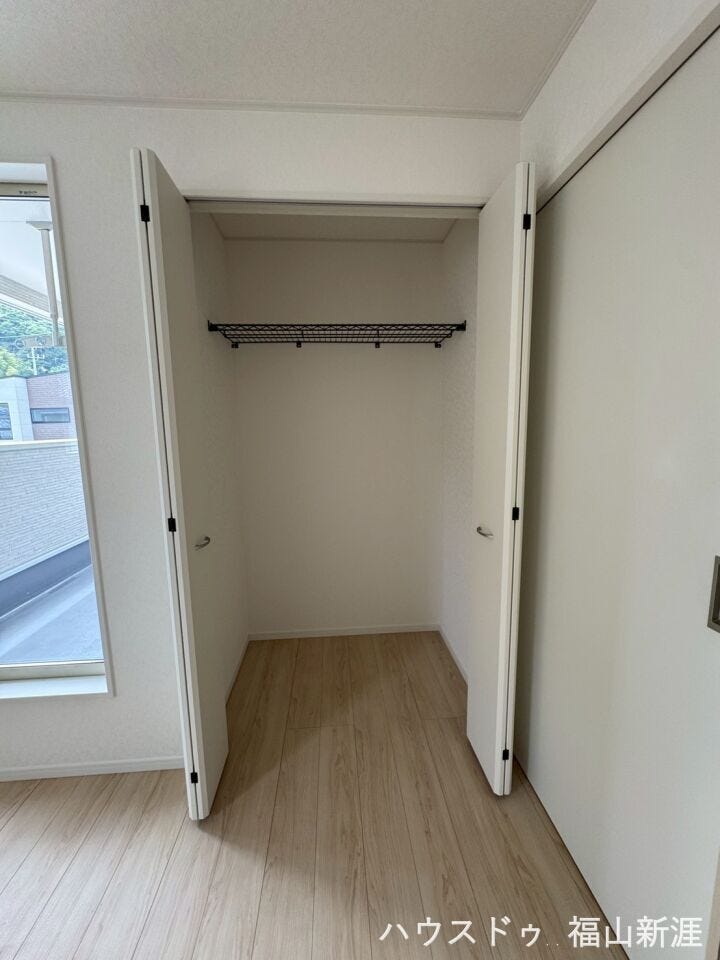 各お部屋に収納がついています♪大きなスライドドアが特徴的です!
