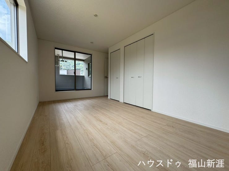 8.7帖の主寝室になります♪