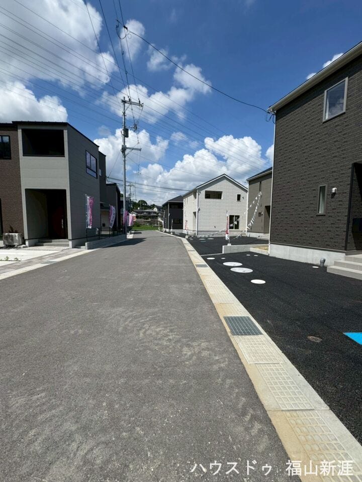 前面道路になります♪