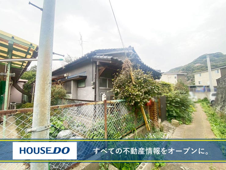 【外観】
【閑静な住宅街】八幡西区馬場山東の中古戸建♪温水洗浄便座♪浴室に窓♪追焚機能♪都市ガス♪