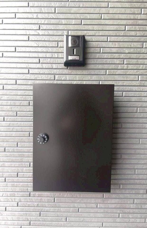 雨にぬれずに受取り可能な設計になっています