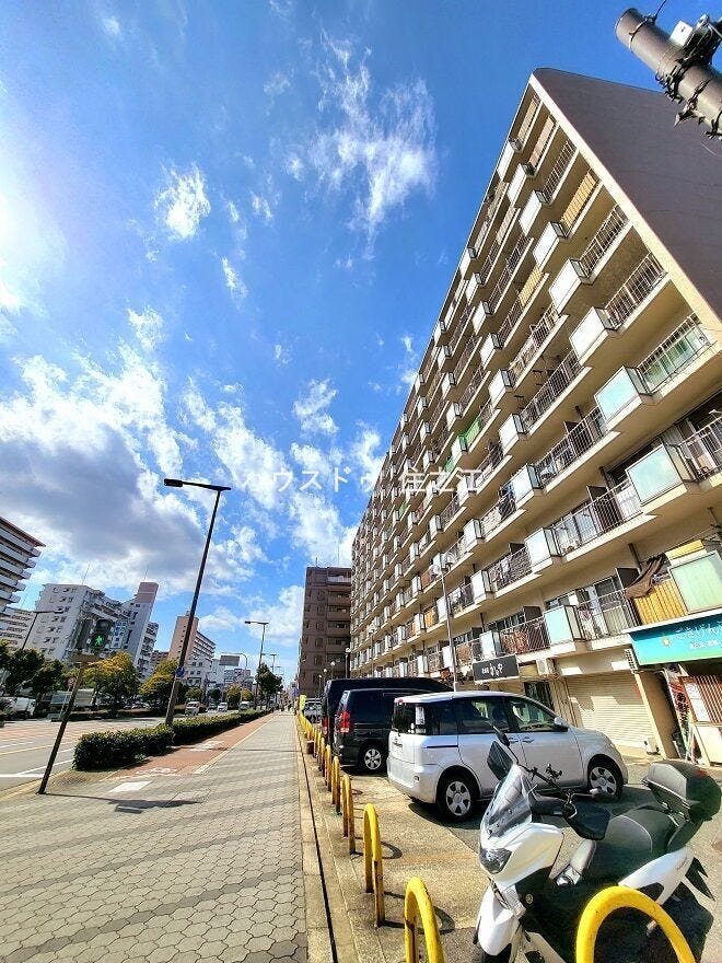 ★マンションから高速道路入口まで近いので、お車でのお出かけにも便利な立地です♪