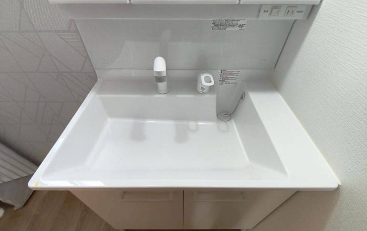 洗面台は水はねを抑えるボウルで節水効果があります