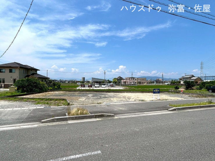 間口広々約20m!!