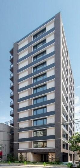 【外観】
「東京」駅、『銀座』、『日本橋』を中心とする都市の躍動を間近に四季の自然と彩り溢れる暮らしが息づく都心拠点、中央区湊アドレス