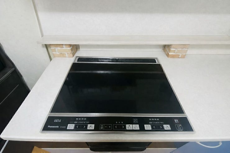 IHクッキングヒーターでお掃除も楽々☆
いつでもきれいで清潔なキッチンに!