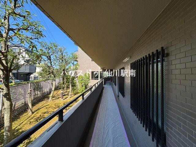 玄関前共用廊下