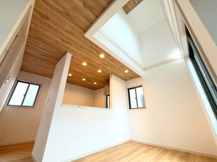 ◇ご案内方法◇
ご来店いただかなくても、現地待ち合わせ・自宅、最寄りまでの送迎サービスで柔軟に対応!周辺環境や他にも見たい物件もあわせてご案内できます!