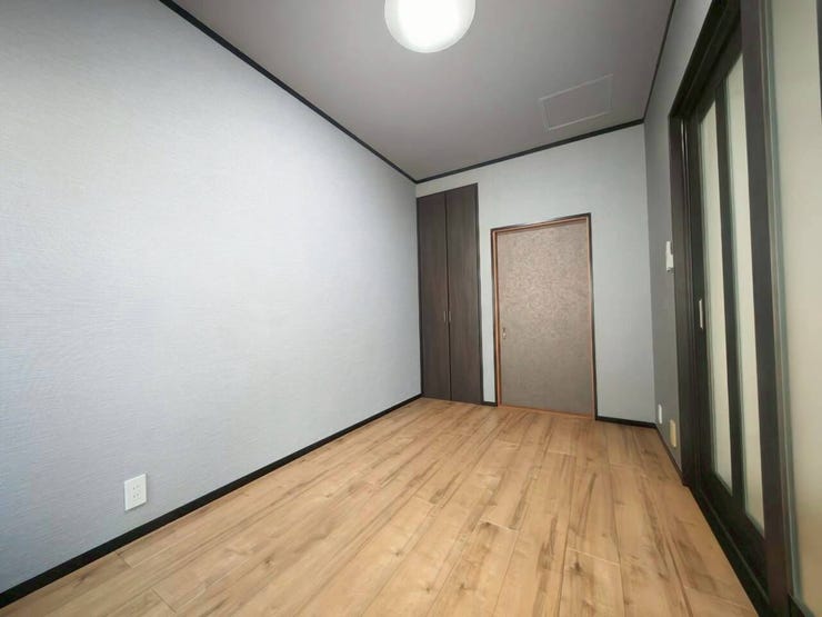 5帖の洋室です!
(間取り図2階の右上の部屋)