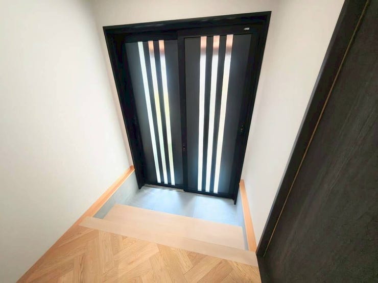 リフォームしてるので玄関から綺麗です!