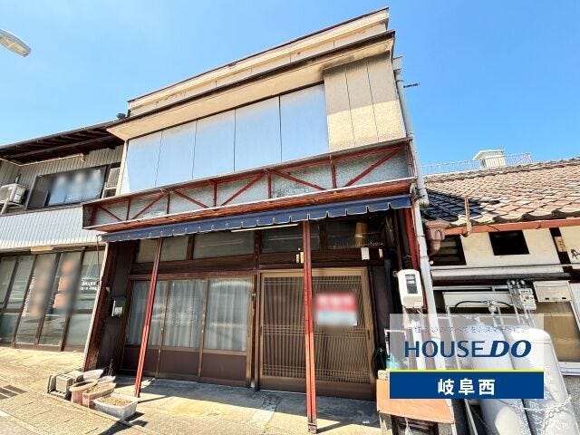 【外観】
現地(2026年7月)撮影