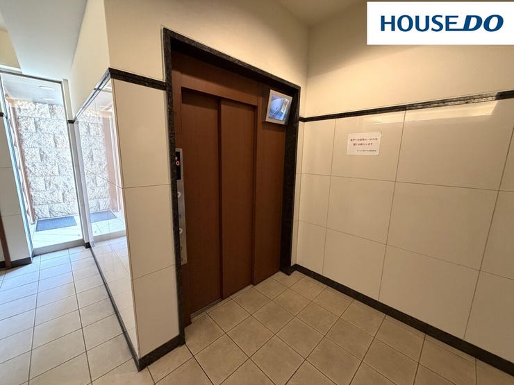 エレベーター1基あり♪モニター付なのでエレベーター内の様子がわかり防犯面も安心☆